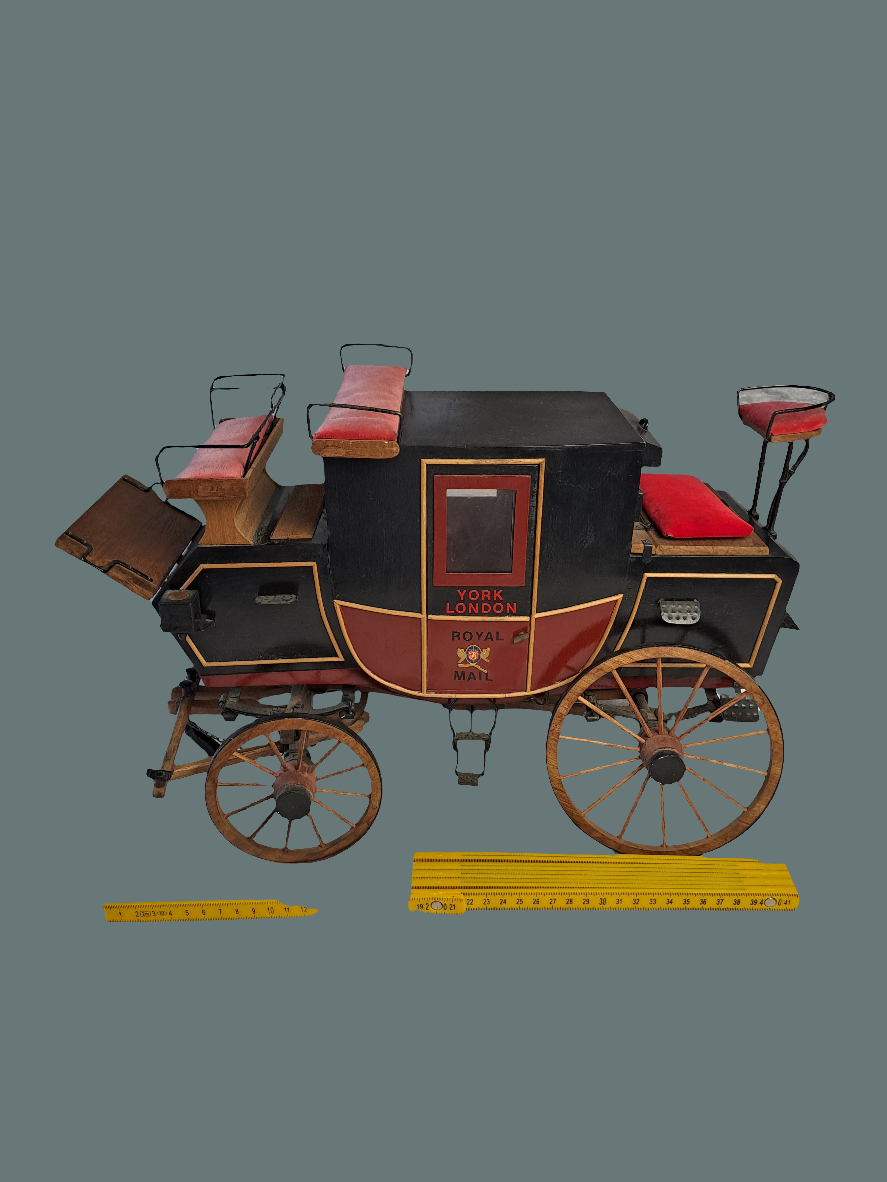 Royal Mail Horse Coach / Royal Mail Hestevogn