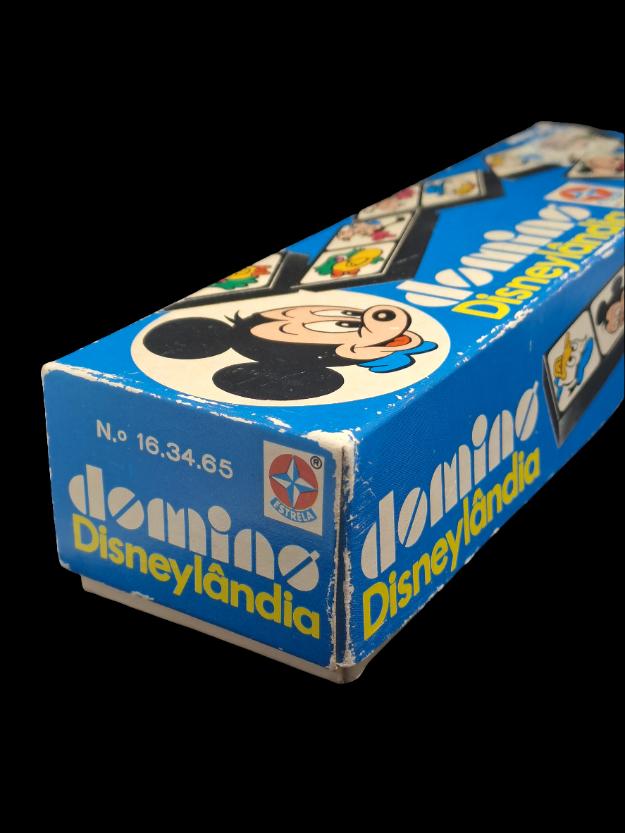 Domino Disneyland
