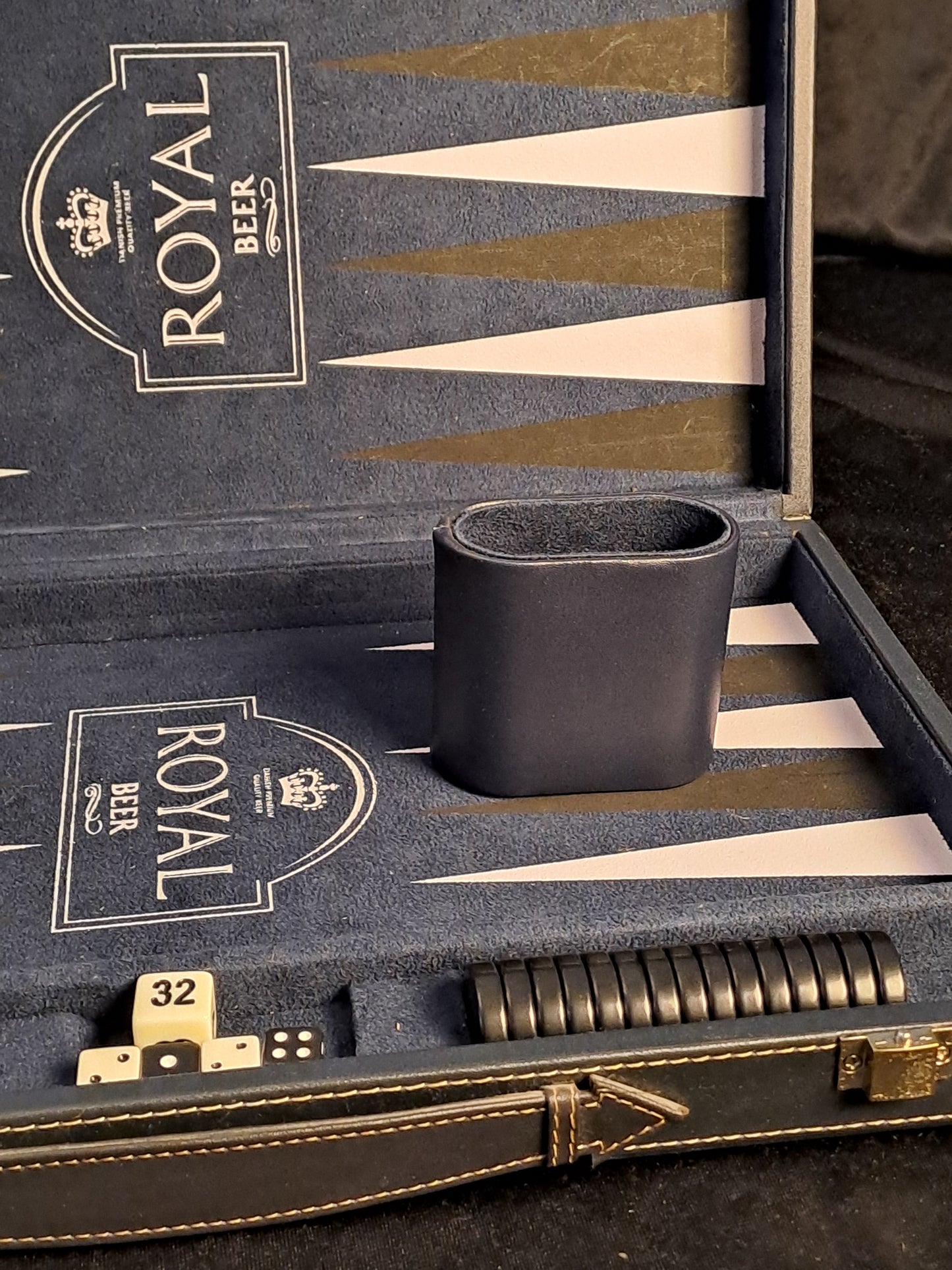 Royal Beer Backgammon