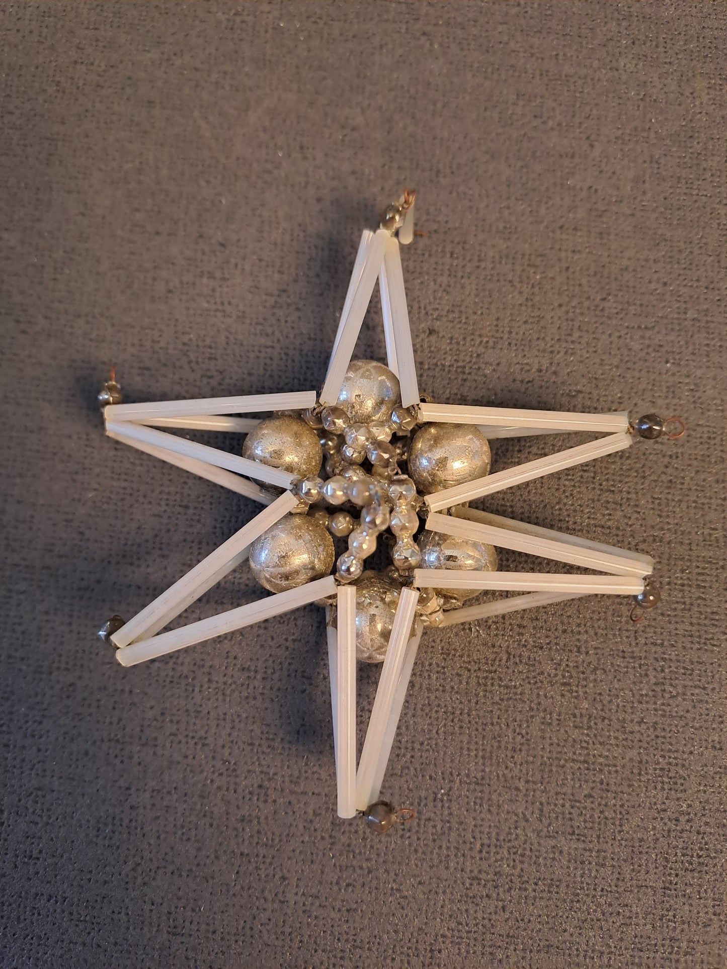 Vintage Czech Christmas Star / Vintage Tjekkisk Jule Stjerne Ophæng