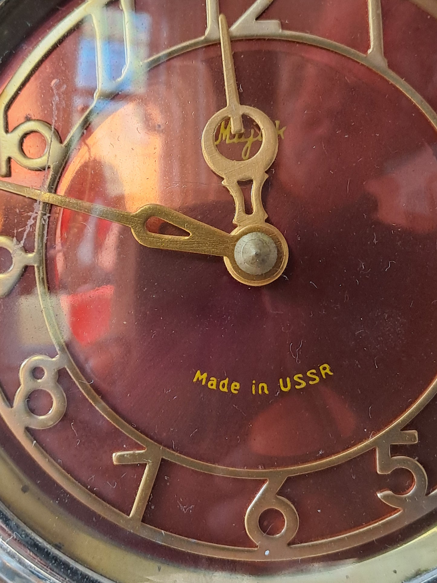 Majak Table Clock/Majak Bordur