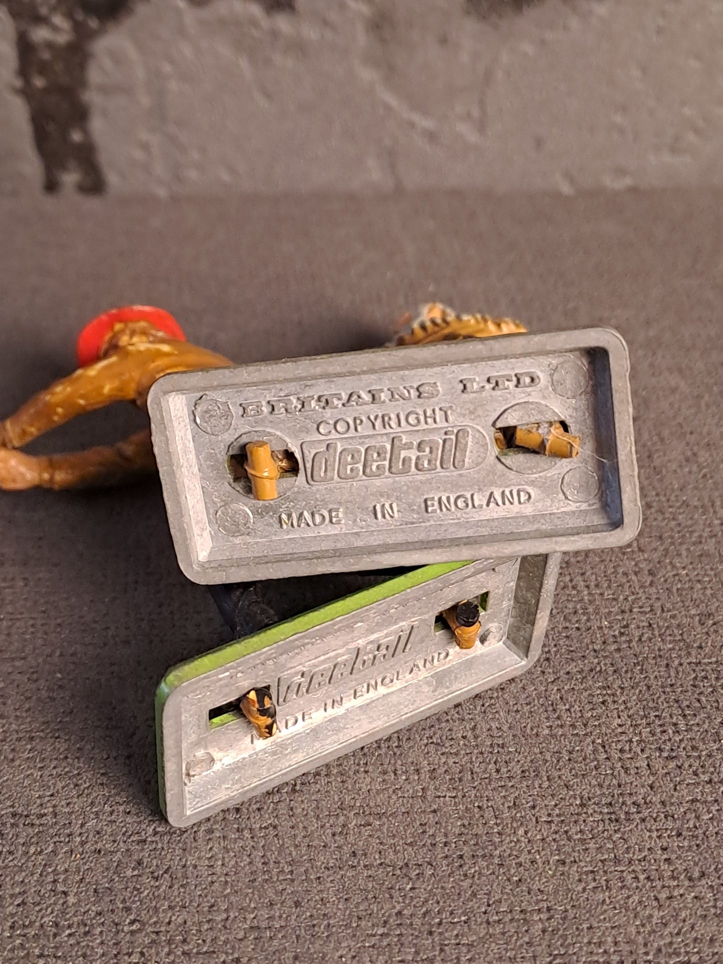 Britains Deetail General Custer and Cowboy