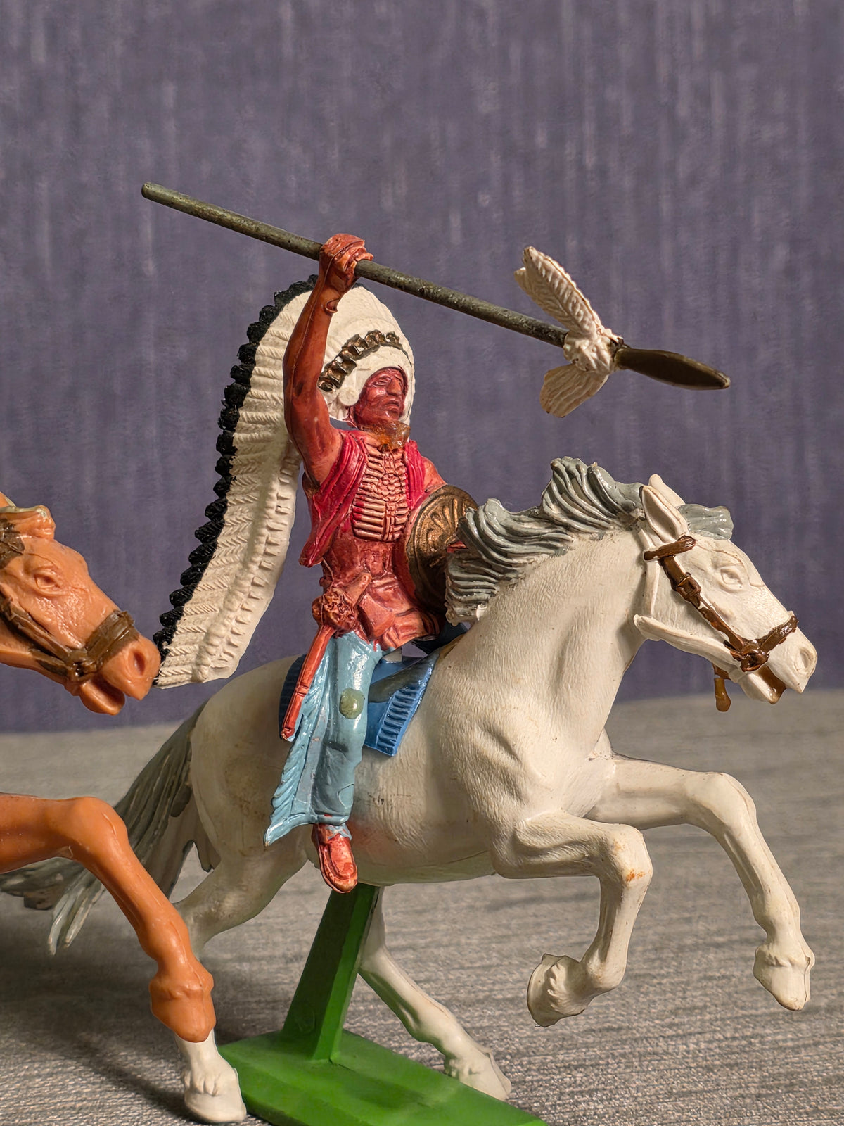 Britains Deetail Indianere på Hest / Indians on Horse