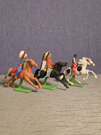 Britains Deetail Indianere på Hest  / Indians on Horse