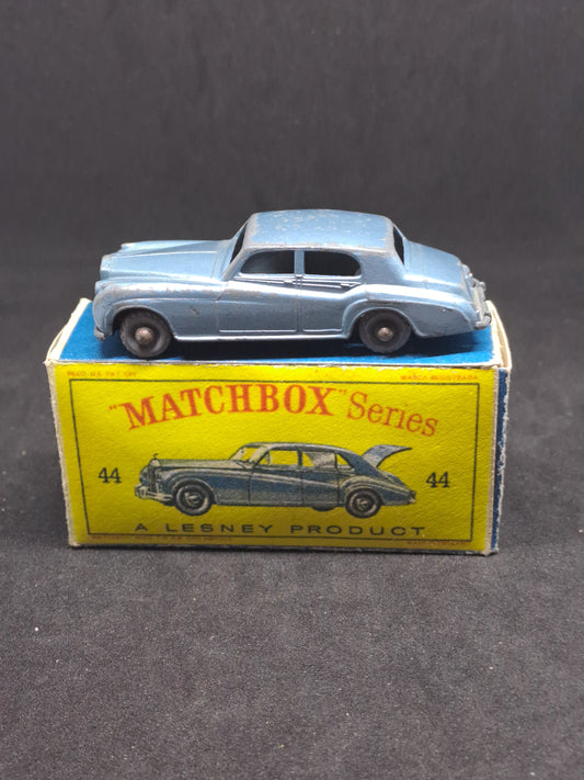 Matchbox No. 44