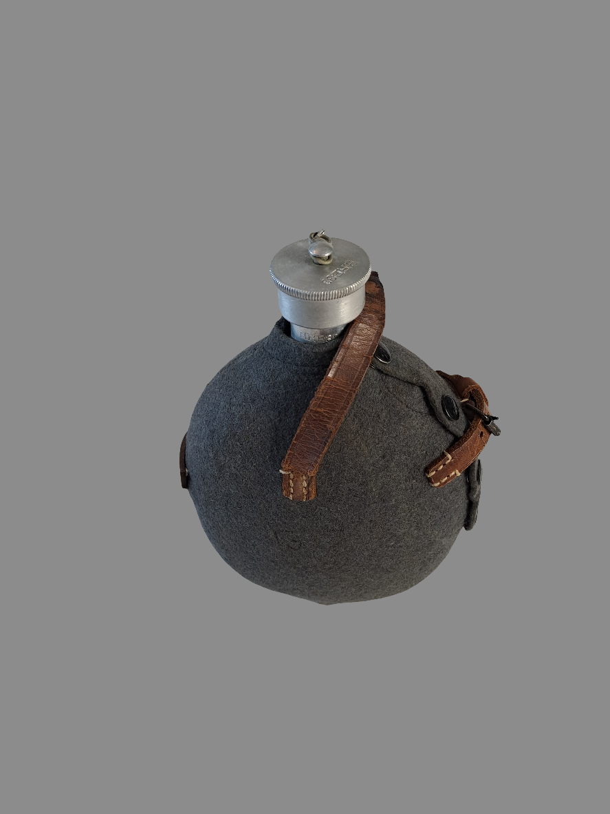 WW2 German Army Canteen / WW2 Tysk Feltflaske