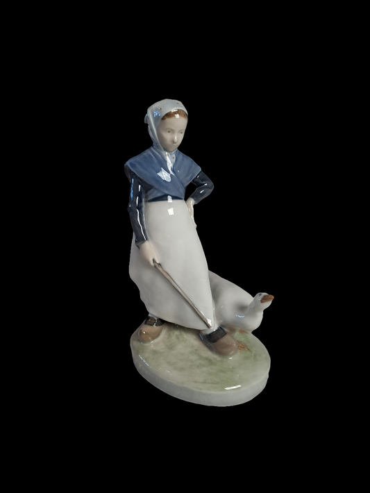 Bing & Groendahl- Girl with Goose
