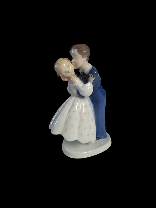 Bing & Groendahl - The first Kiss
