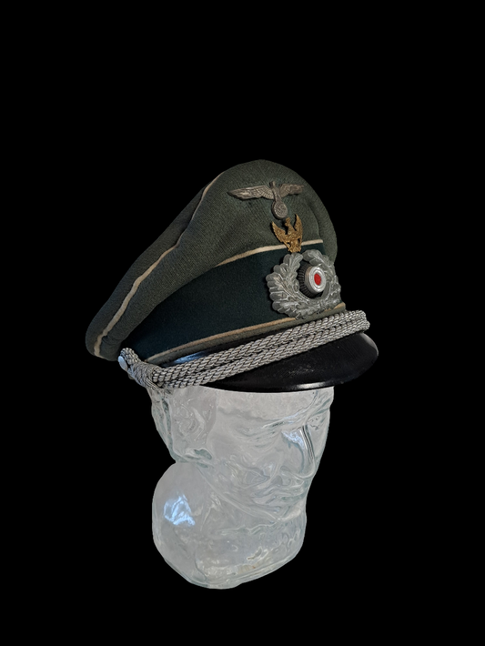 WW2 German Officer Cap with swedish Eagle/ WW2 Tysk Officers kasket med svensk Ørn