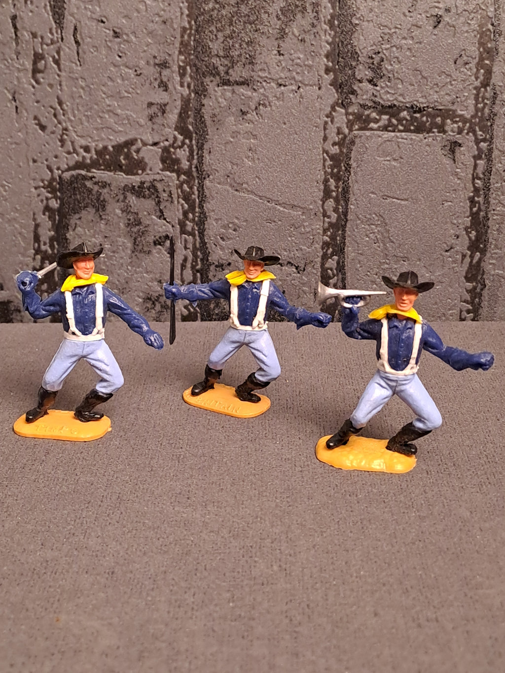 Timpo Toys U.S Cavalry Scenary