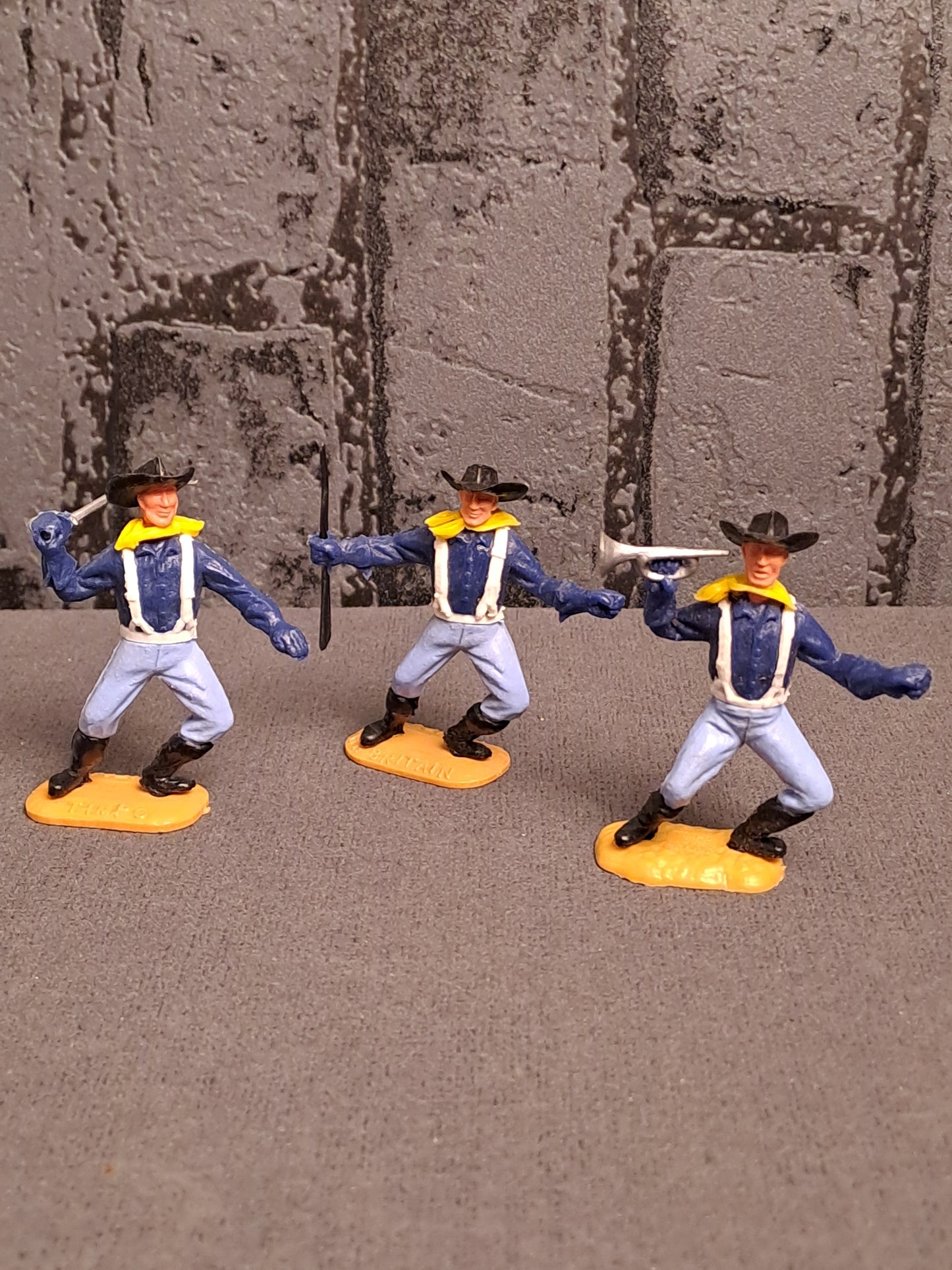 Timpo Toys U.S Cavalry Scenary