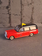 Tekno Denmark Mercedes-Benz 220S Ambulance