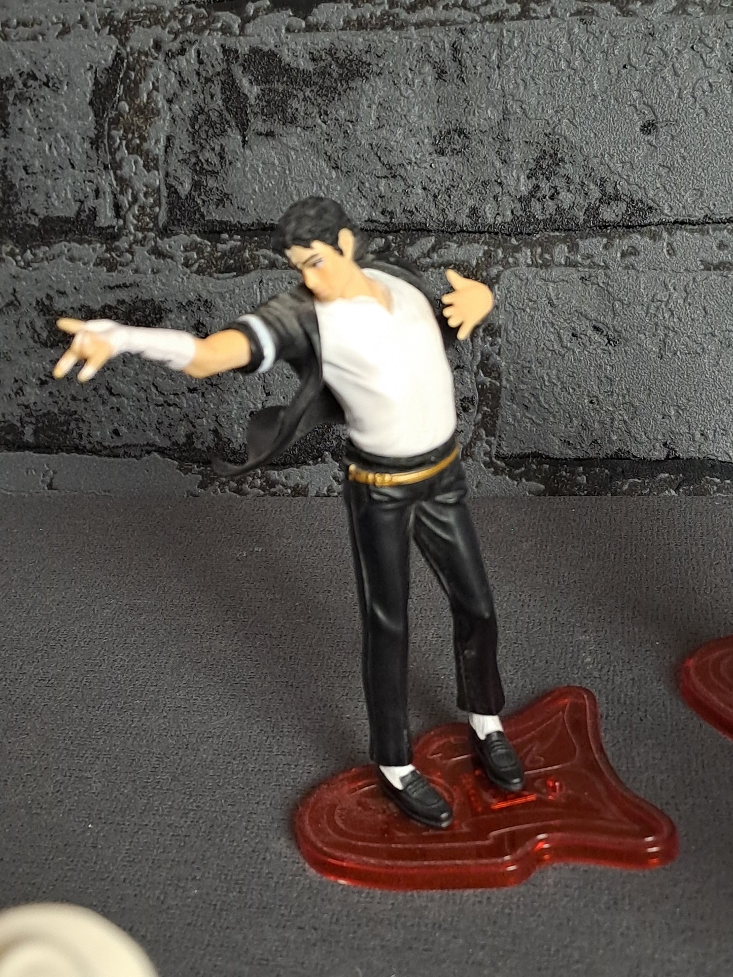 Michael Jackson Collecting Figures 2010