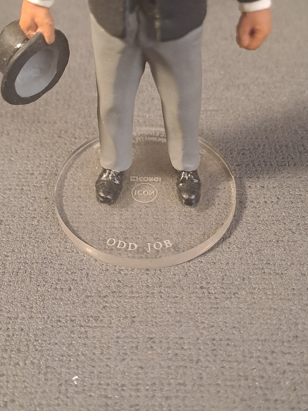 James Bond 007 Odd Job Figure Corgi Icon 1999