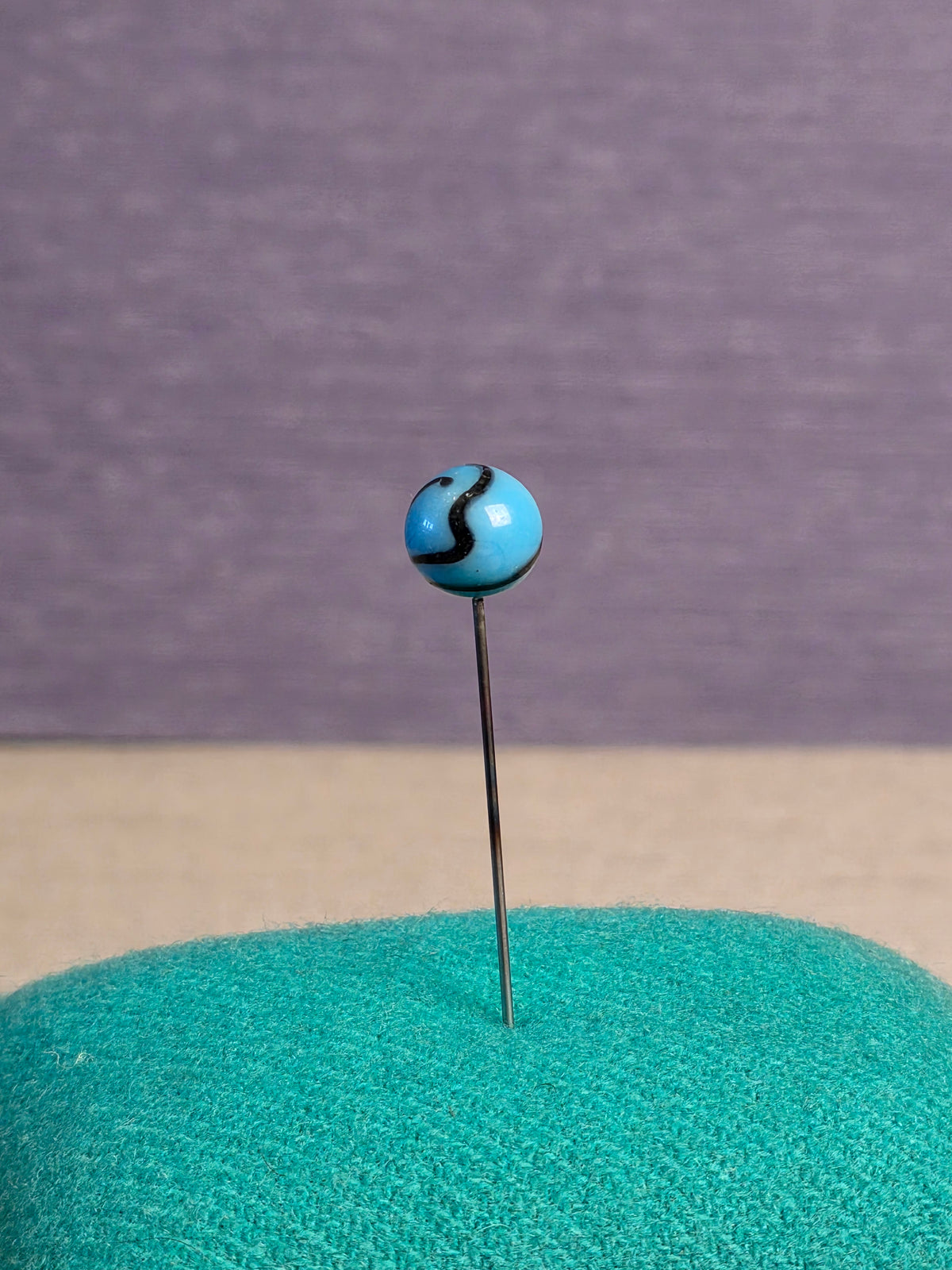 Blue Scarf Pin with twisted Pattern