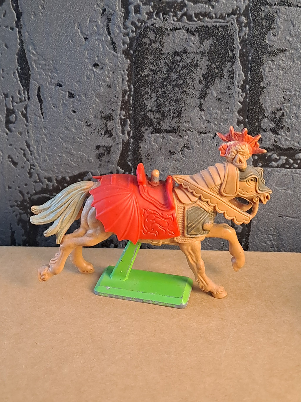 Britains Deetail Knight War Horses x11