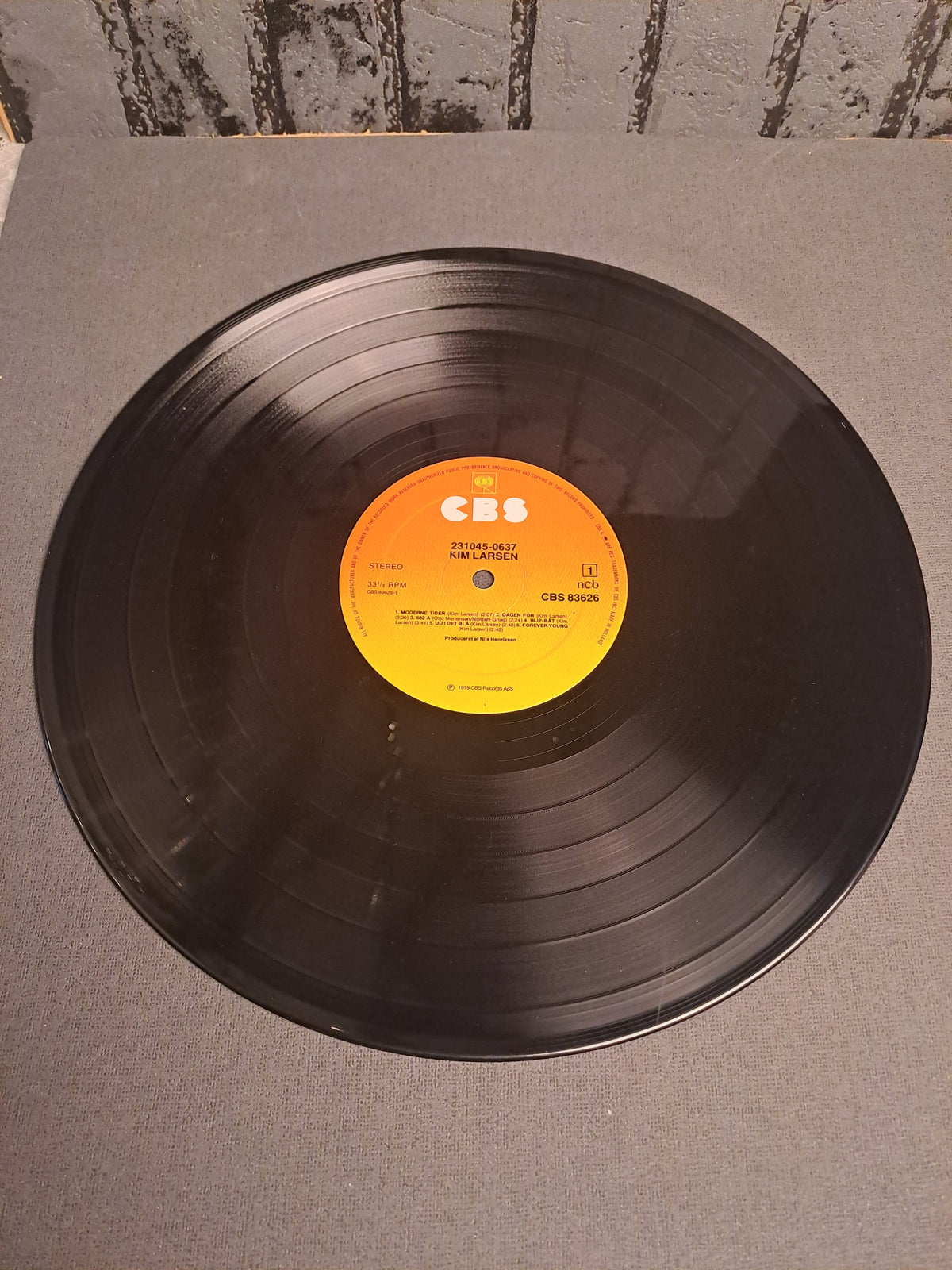 Kim Larsen 231045-0637