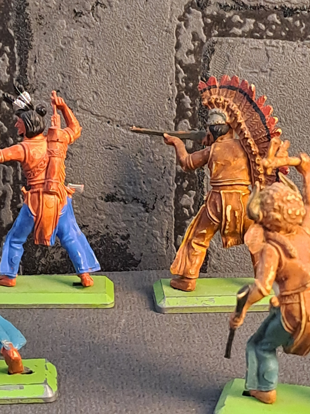 Britains Deetail Indians x4