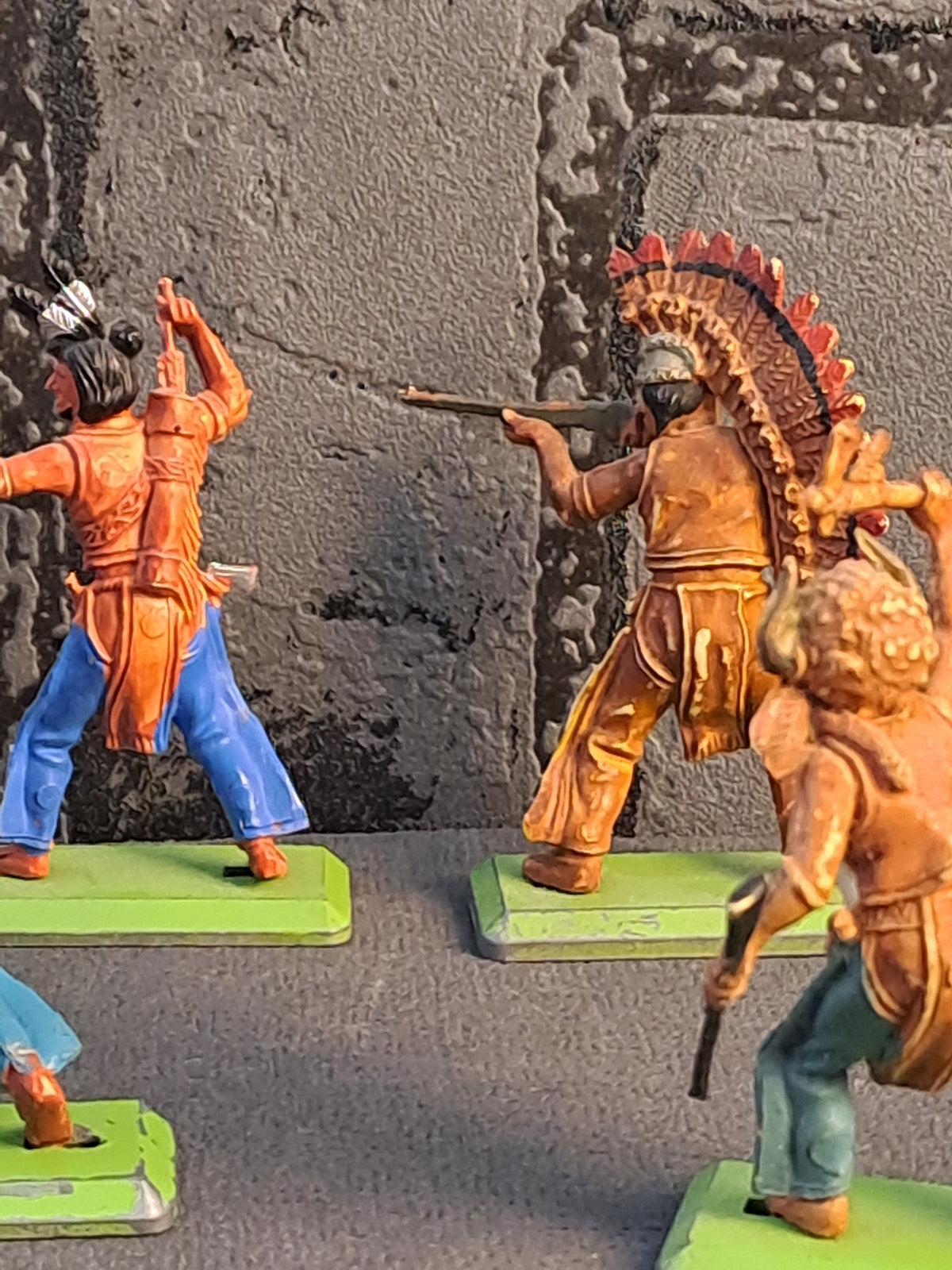 Britains Deetail Indians x4