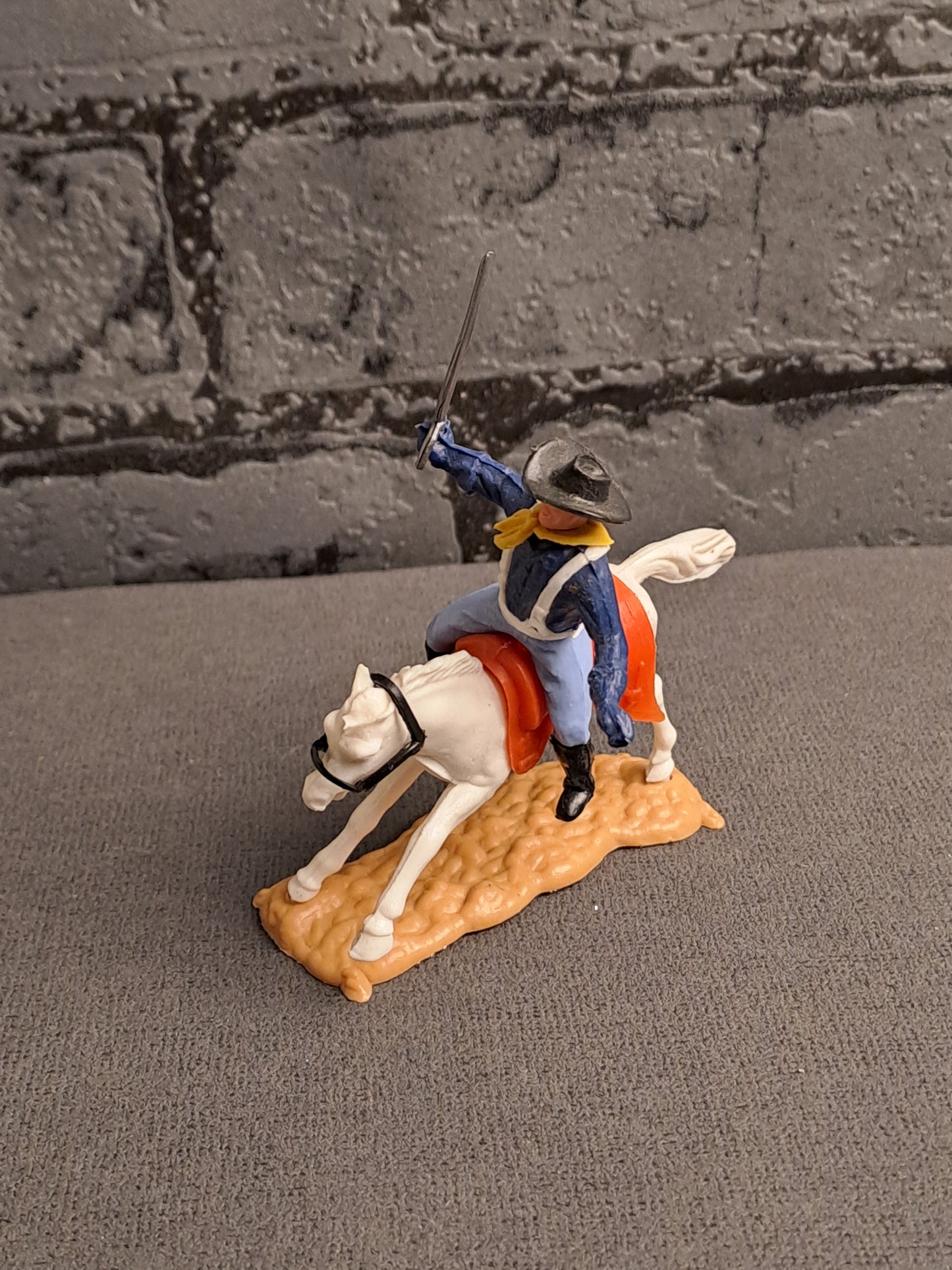 Timpo Toys U.S Cavalry Soldier on Horse Timpo Toys U.S Kavaleri Soldat på Hest