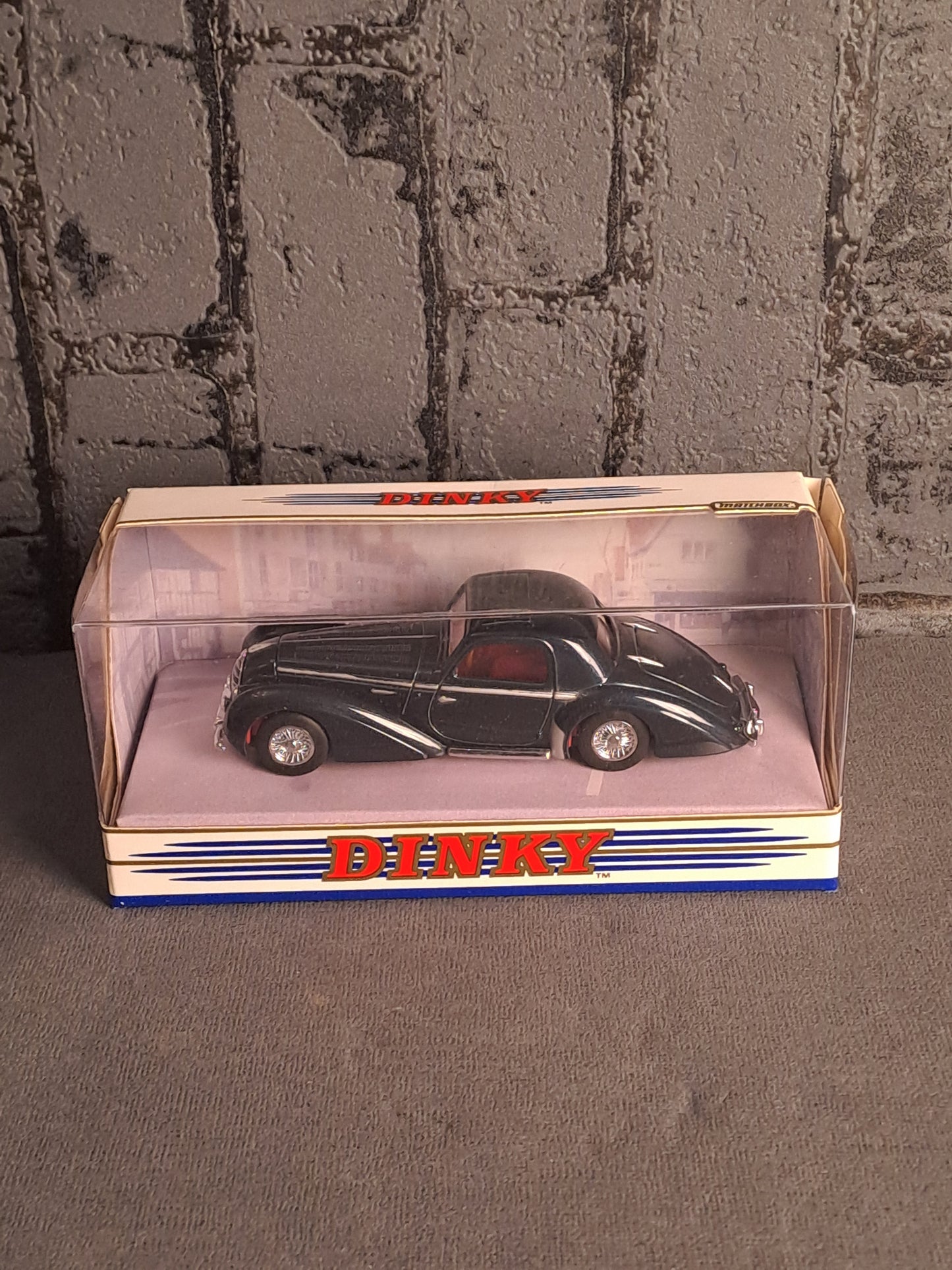 The Dinky Collection Delahaye 145