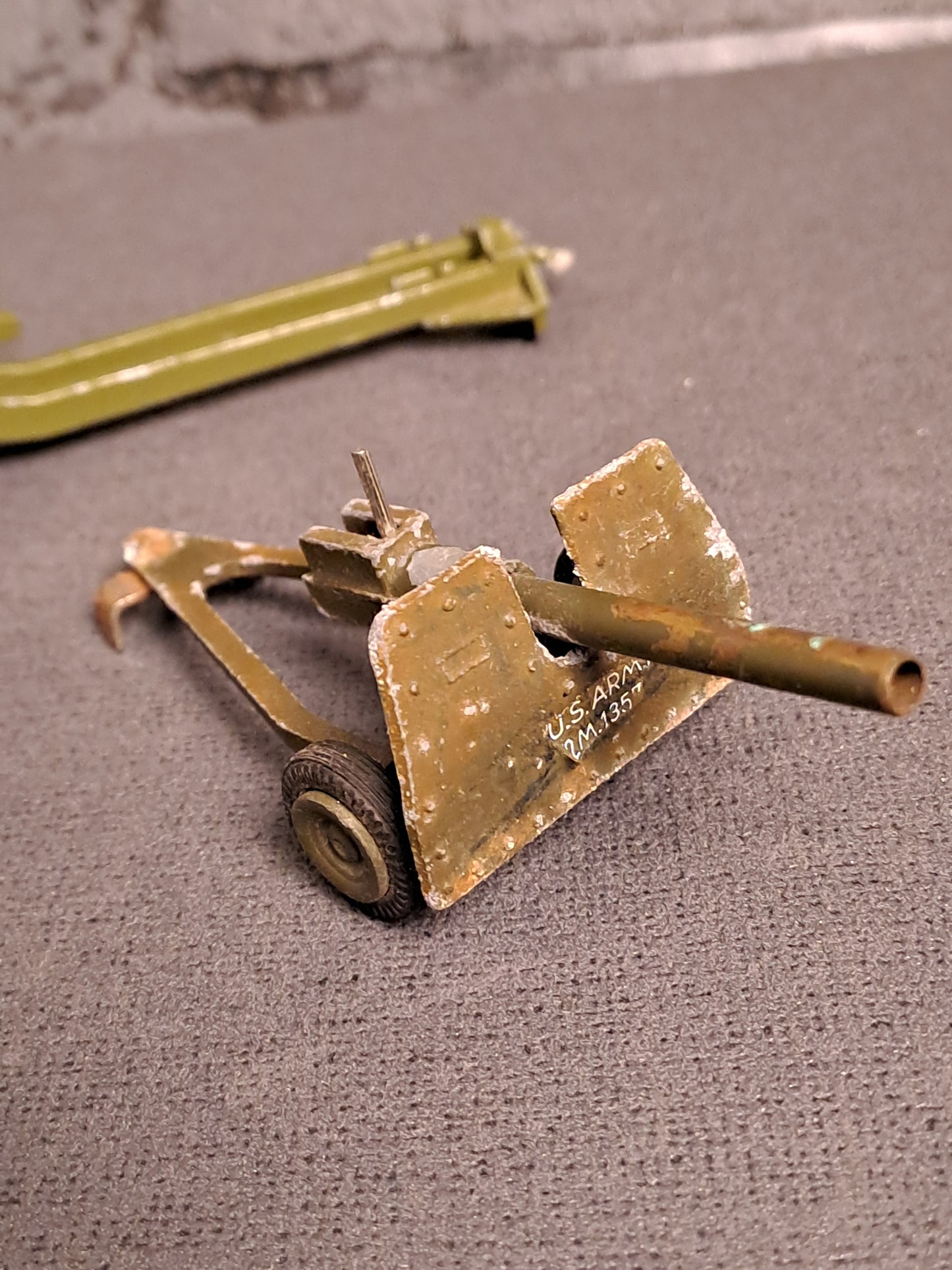 Tekno and Dinky Canons