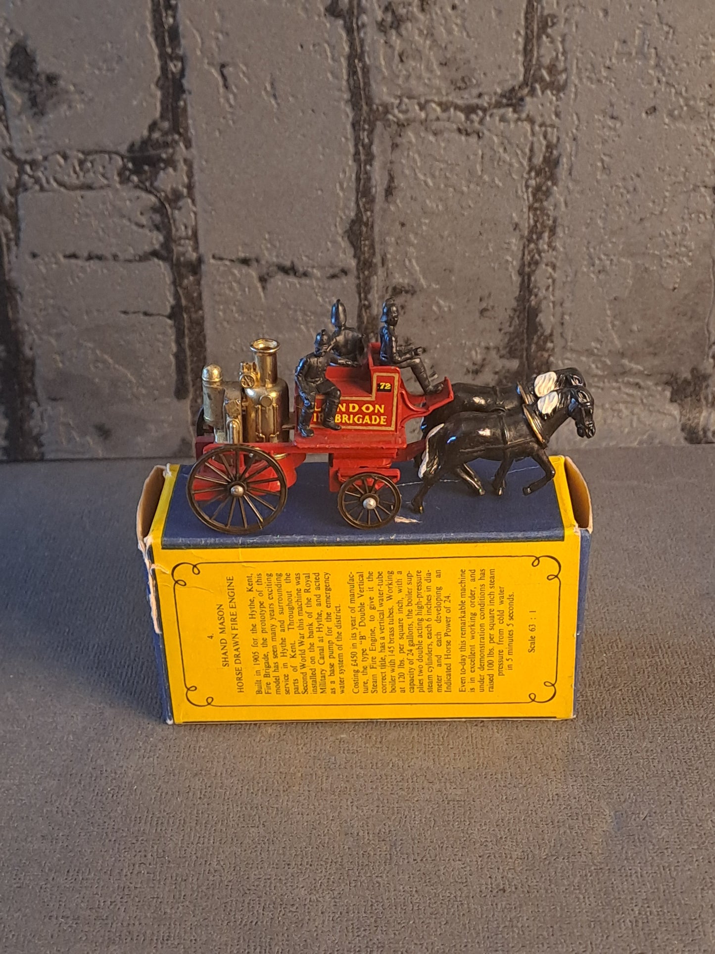 Lesney Models of Yesteryear Shand Mason Horse Drawn Fire Engine