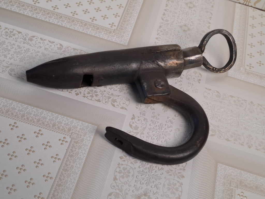 Antique Cast Lock 1870-1890 / Antique Padlock 1870-1880