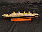 Titanic Model Ship / Titanic Modelskib
