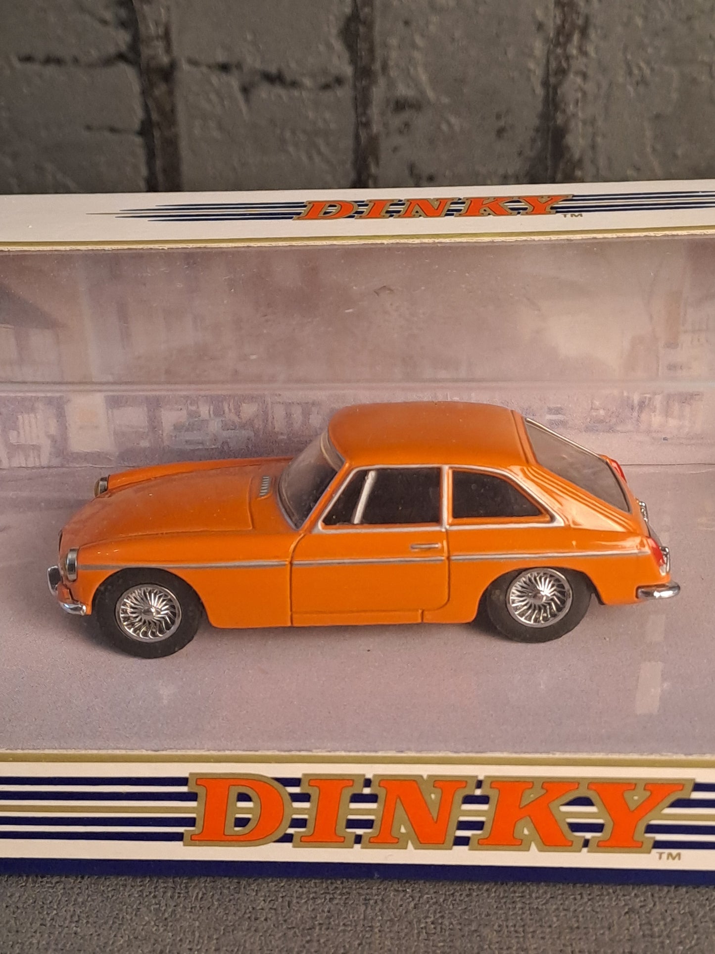 The Dinky Collection M.G.B. GT 1965