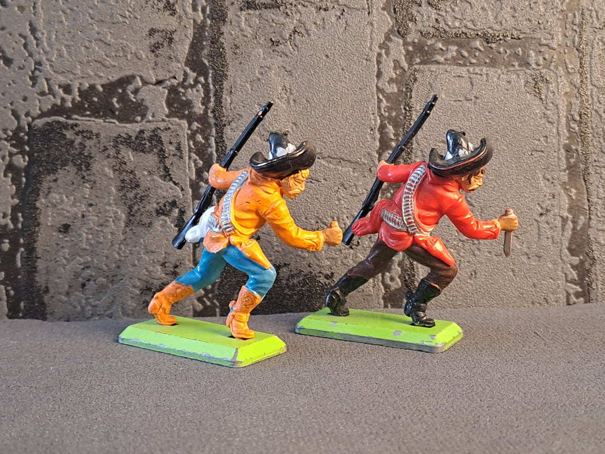 Britains Deetail Apaches and Mexicans