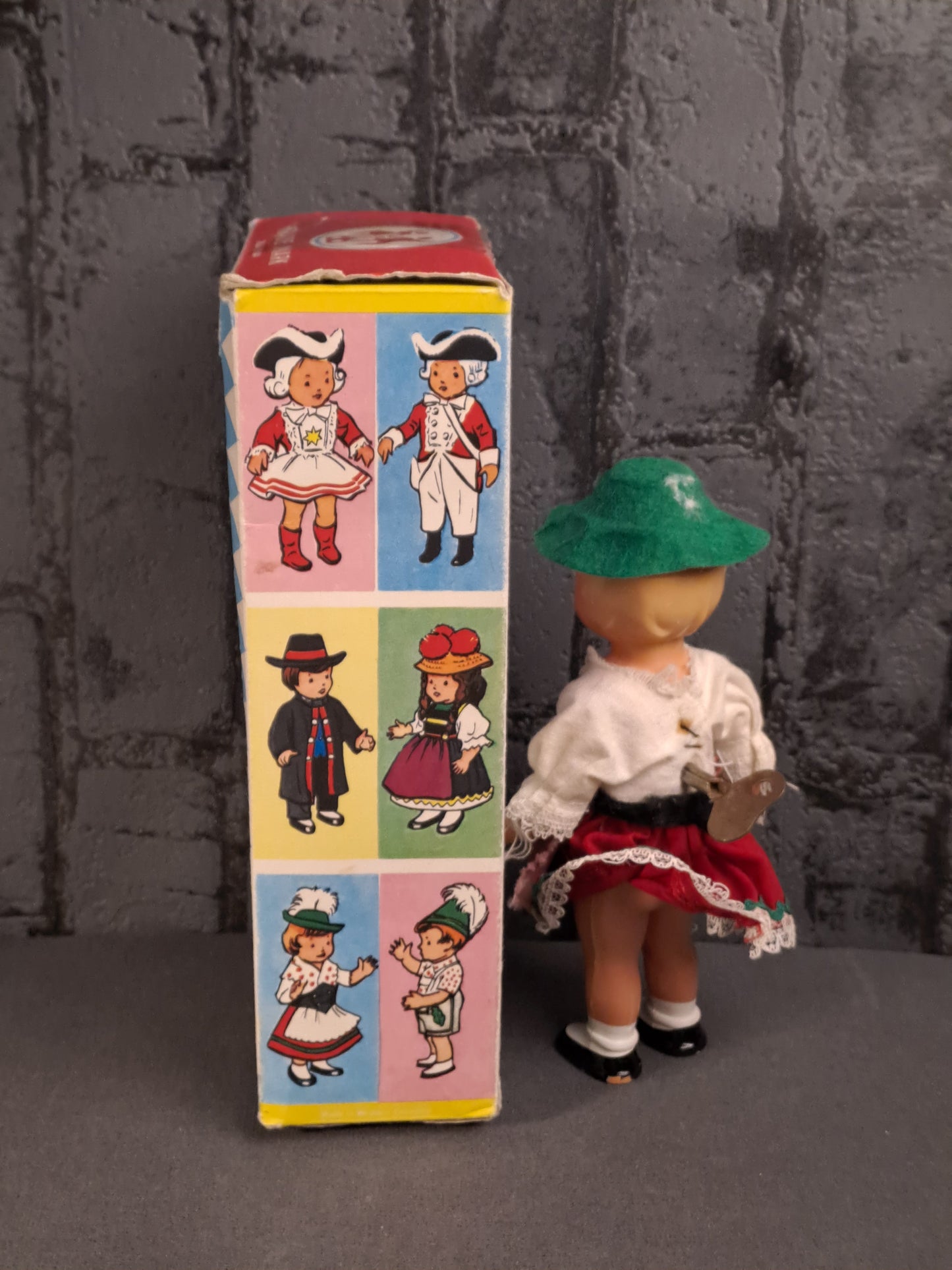 Tanzen Puppe Germany 1960's