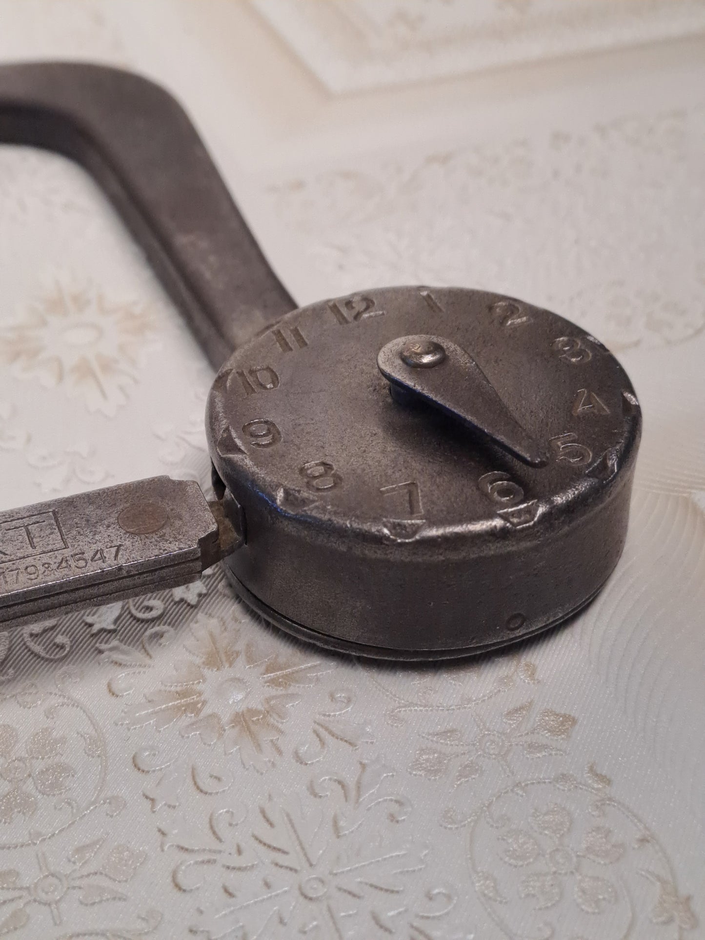 Antique Bike Lock 1910 / Antik Cykellås 1910
