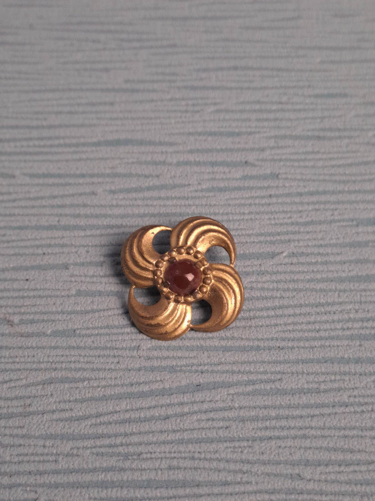 WW2 WHW Sunwheel Flower Rare / WW2 WHW Swastika Flower Rare