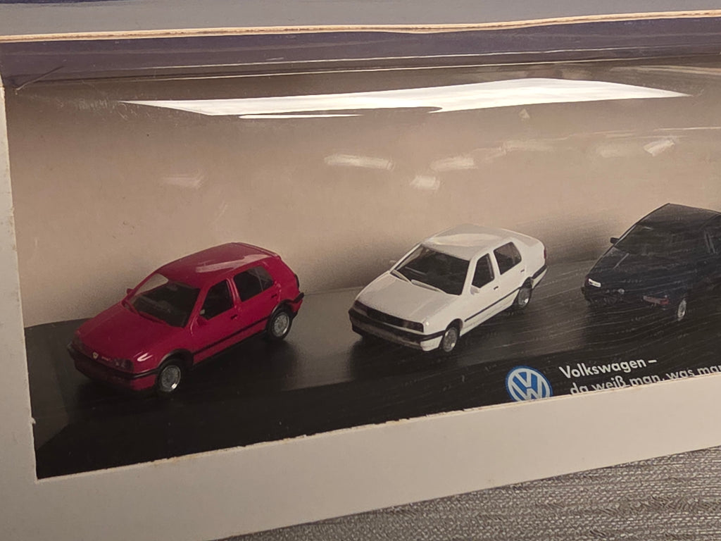 VW Dealer Box 1994