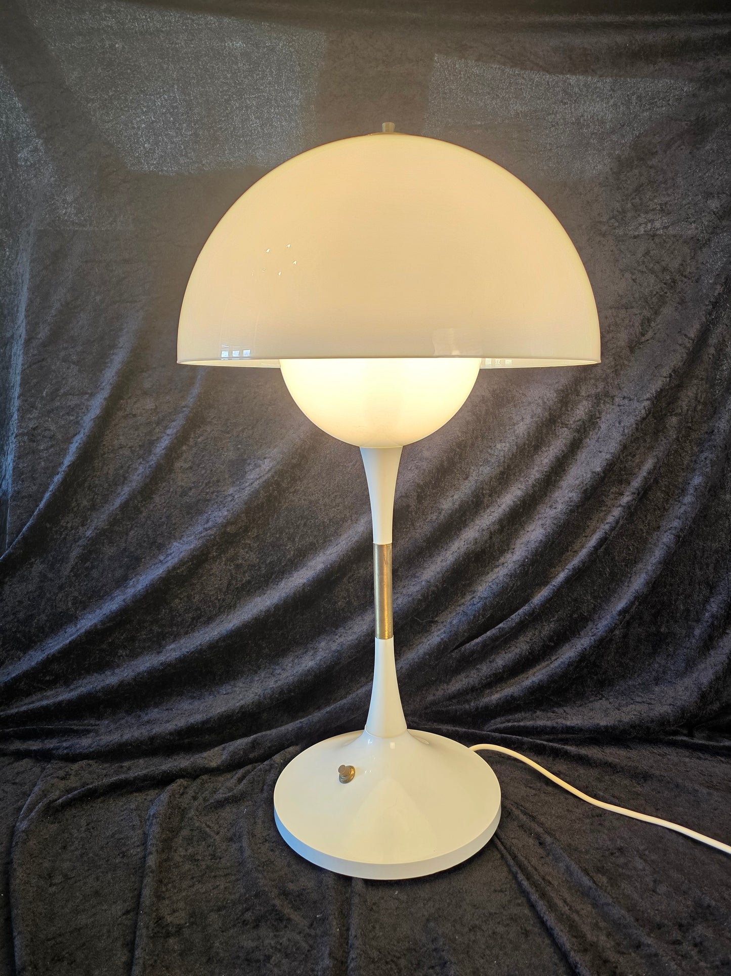 Trixel Bordlampe af Bent Karlby / Trixel Table Lamp by Bent Karlby