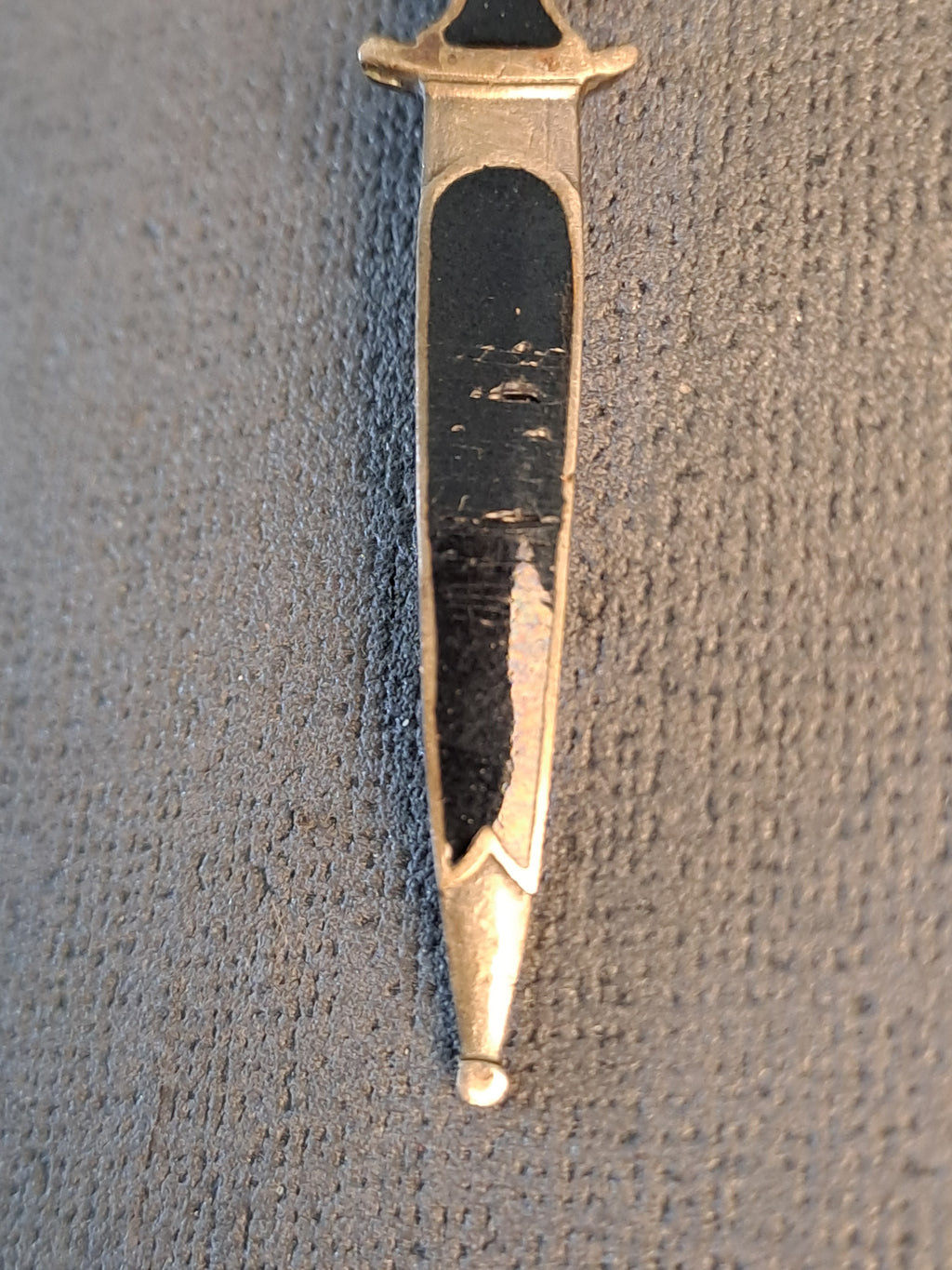 WW2 SS Dagger Brooch / WW2 SS Dagger Brooch