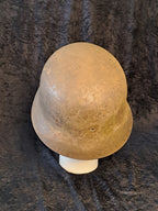 WW2 German Helmet M35 (?) / WW2 Tysk Stålhjelm M35 (?)