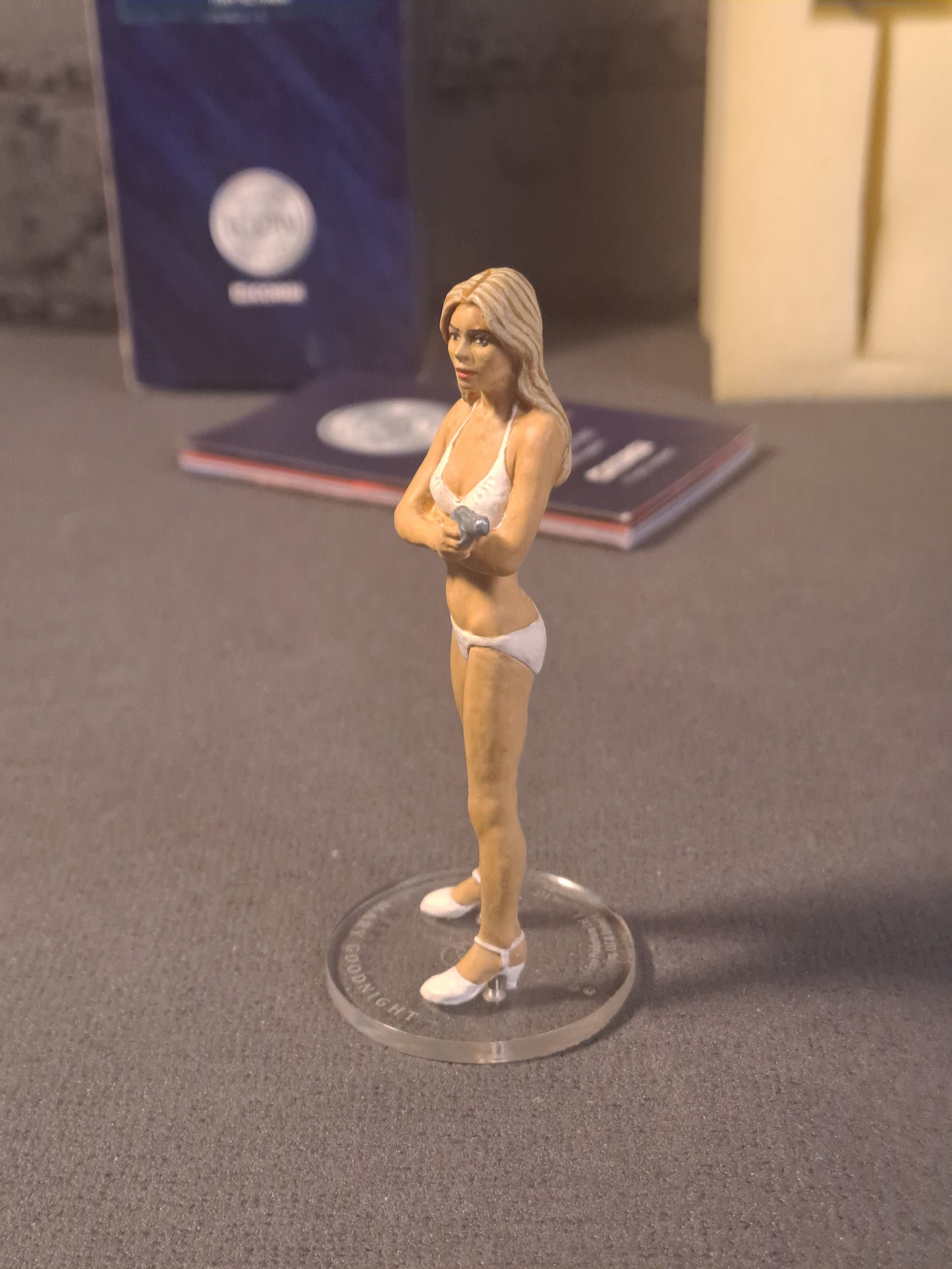 James Bond 007 Mary Goodnight Britt Ekland Figure Corgi Icon 1998