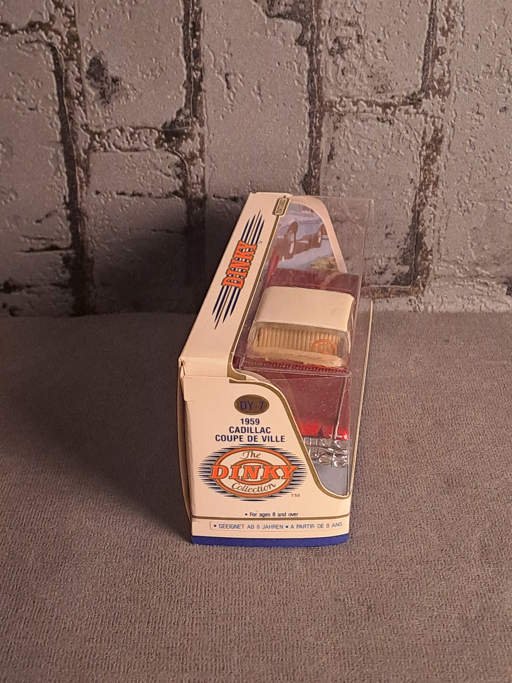 The Dinky Collection 1959 Cadillac Coupé De Ville
