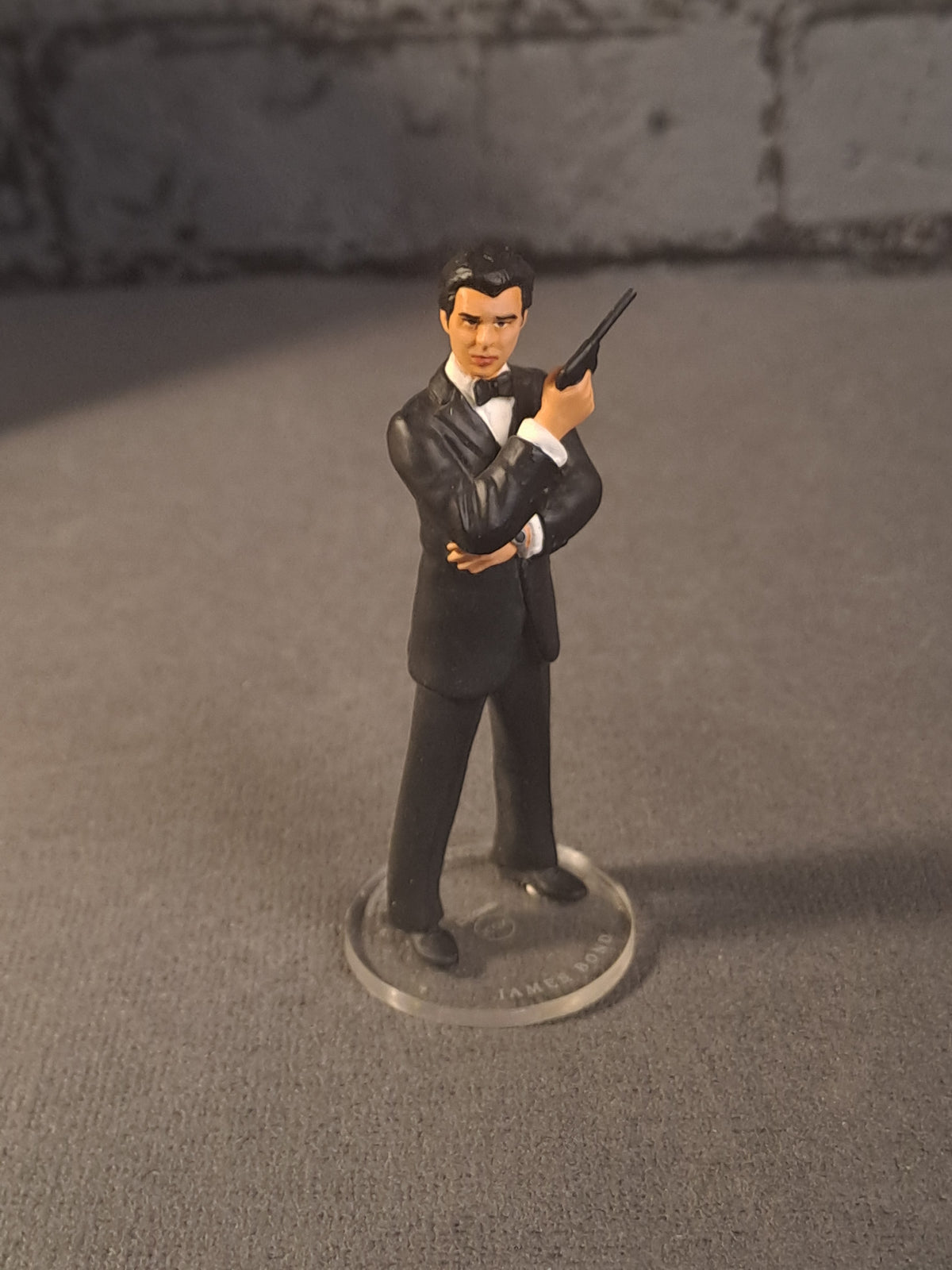 James Bond 007 Pierce Brosnan Figure Corgi Icon 1998