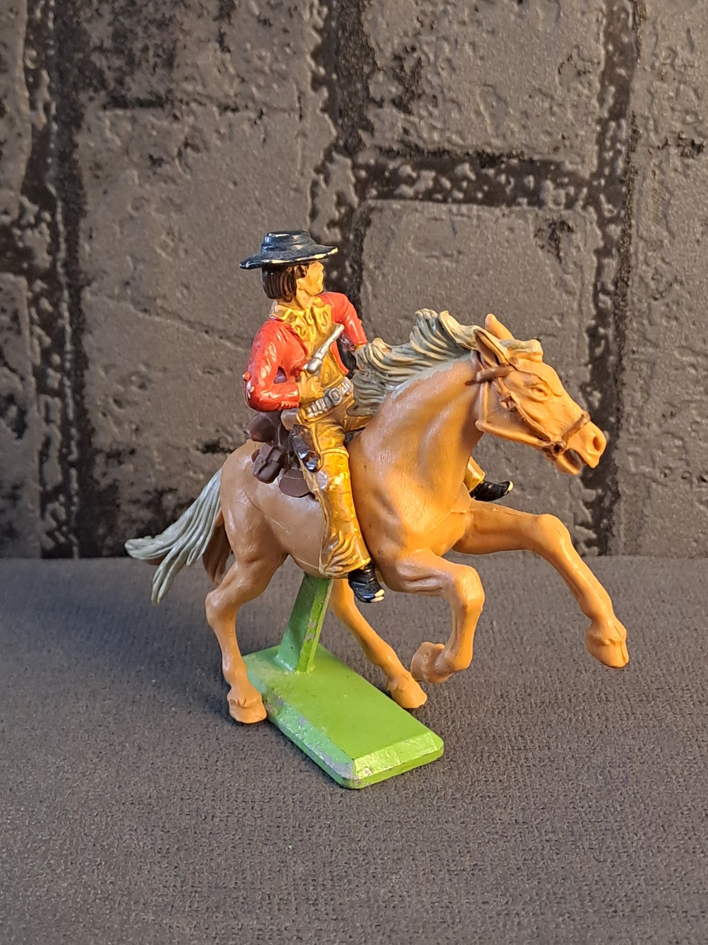 Britains Deetail Cowboys on Horses and More / Britains Deetail Cowboys på Heste og Mere