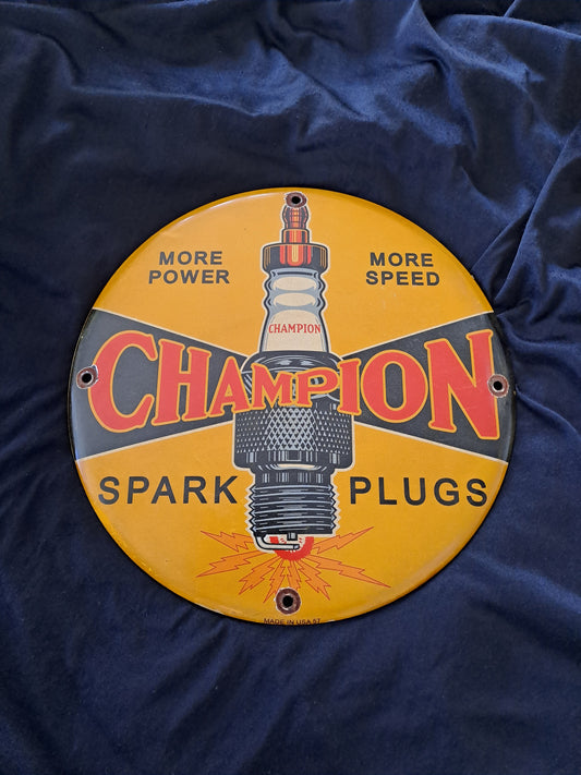 Champion Spark Plugs Enamel Sign / Champion Spark Plugs Emaljeskilt