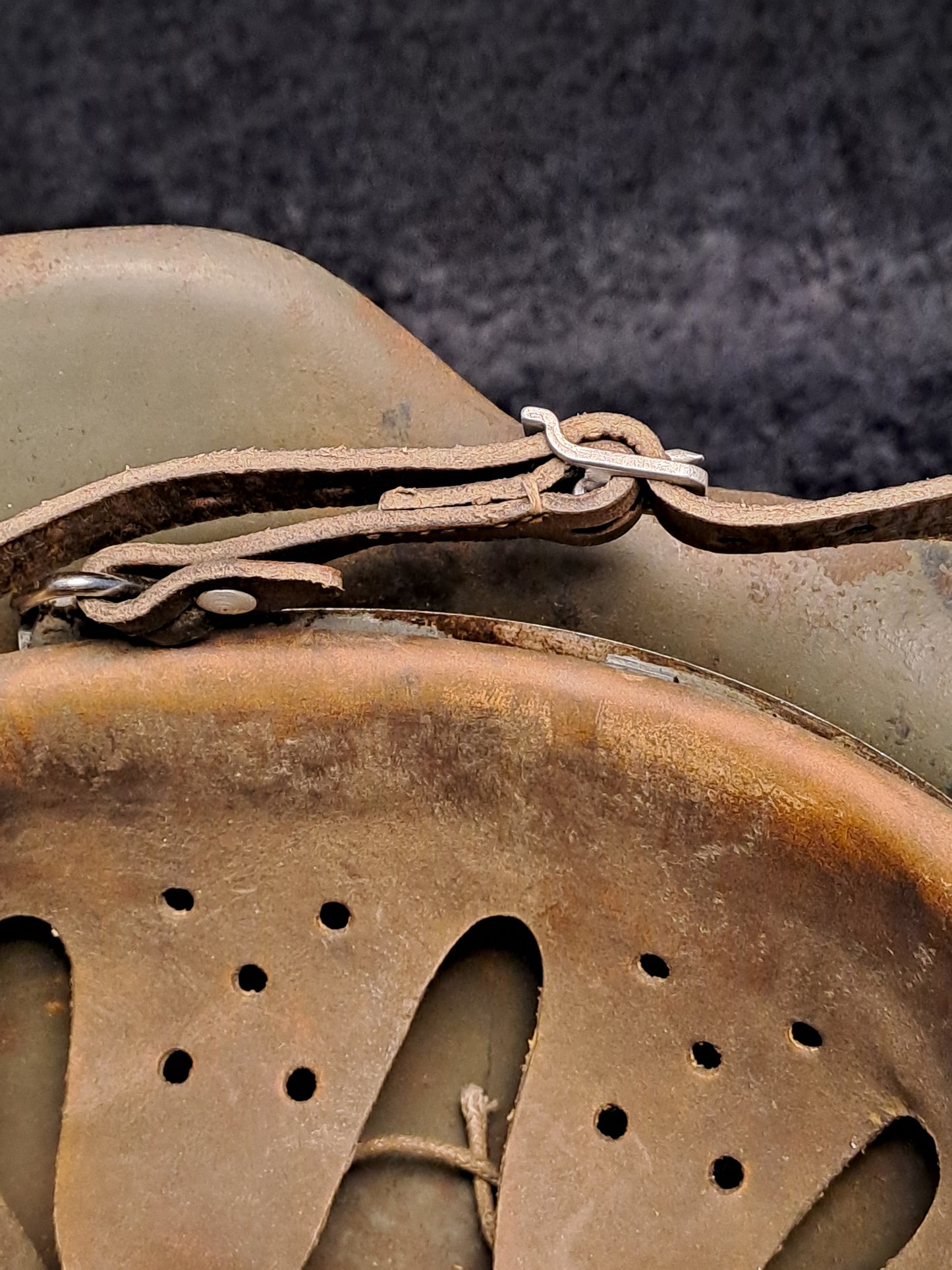 WW2 M42 Waffen SS Steel Helmet / WW2 M42 SS Stålhjelm