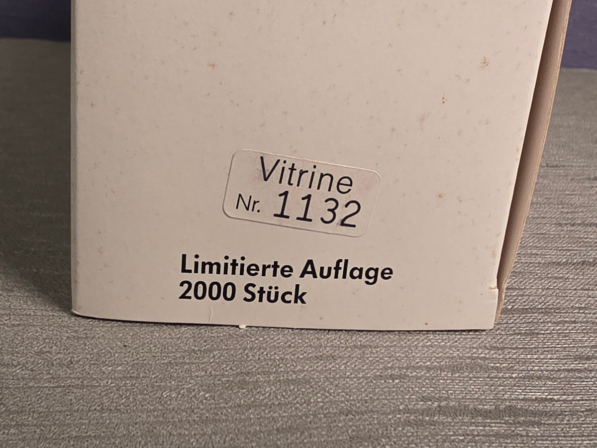 VW Dealer Box 1995 Limited