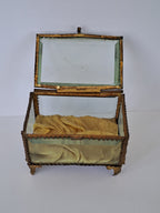 French Antique Ormolu Jewelry Box / Fransk Antik Ormolu Smykkeskrin