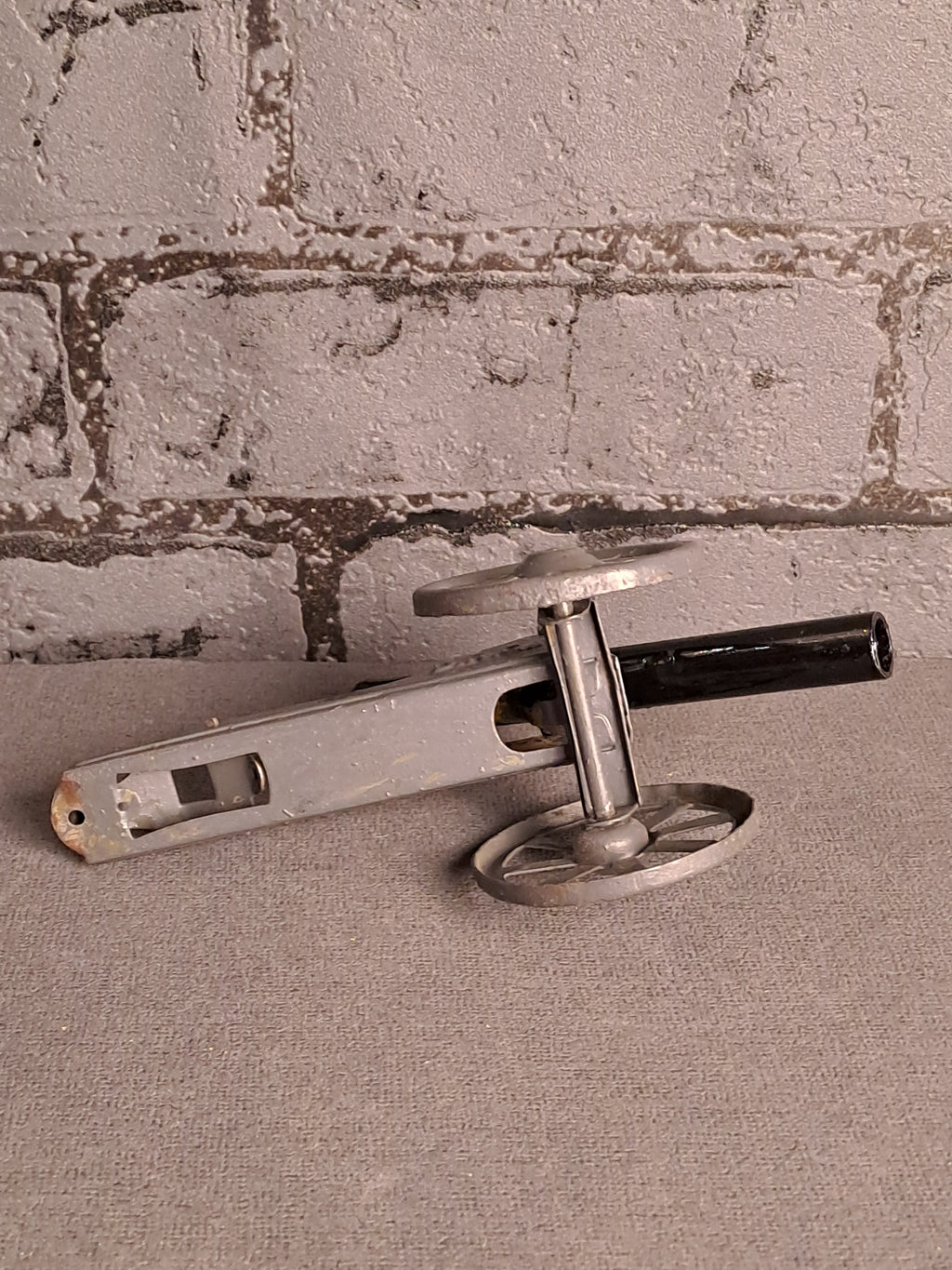 Tin Toy Pascha Canon 1930's