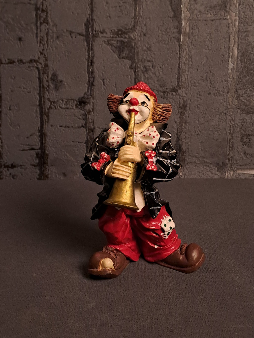 Vintage Gilde Clown with Trumpet