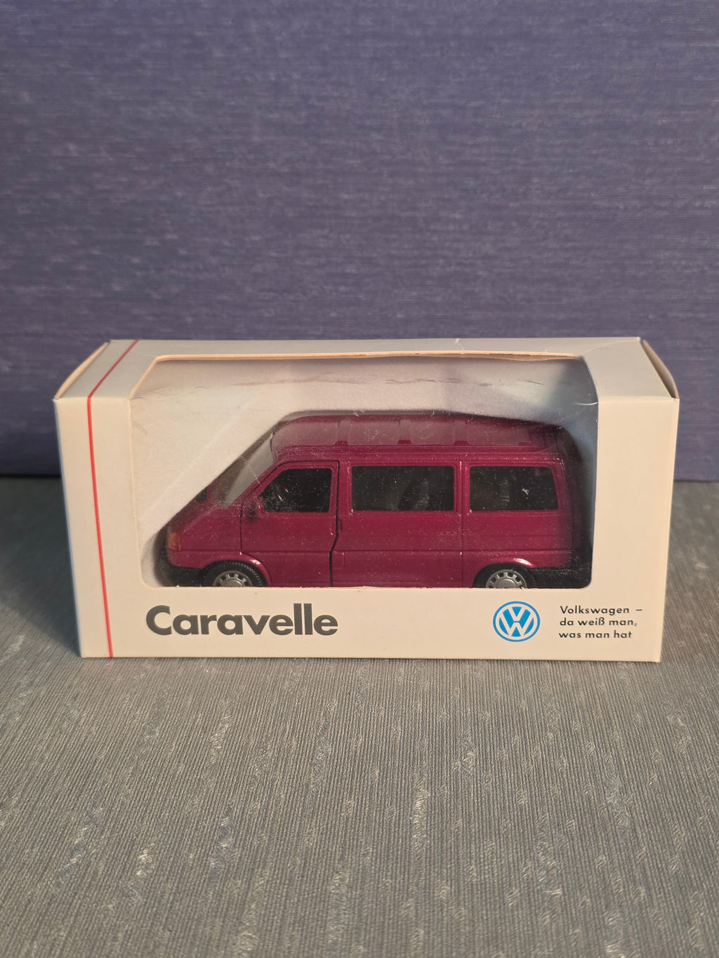 VW Caravelle Dealer Box