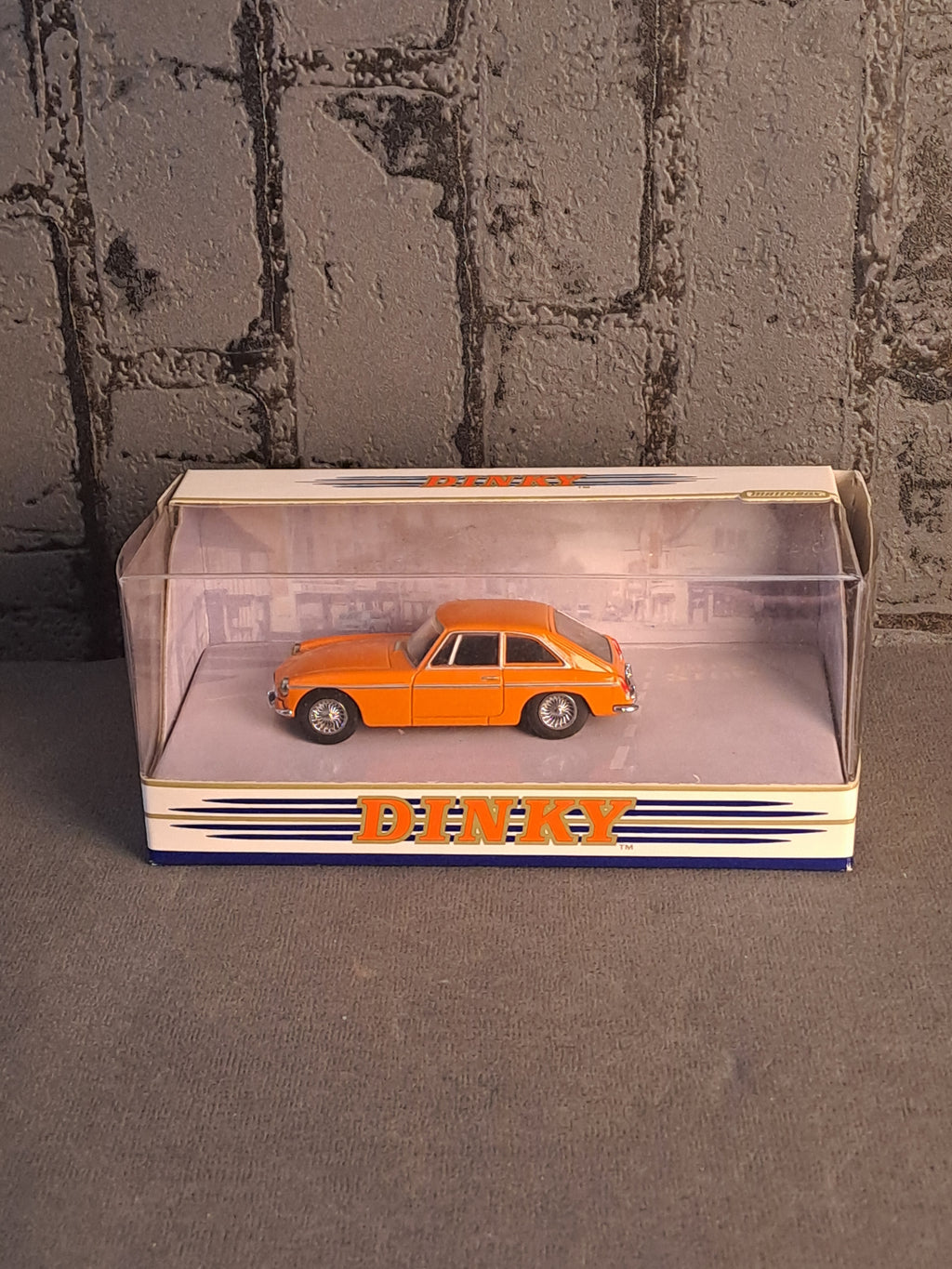 The Dinky Collection M.G.B. GT 1965